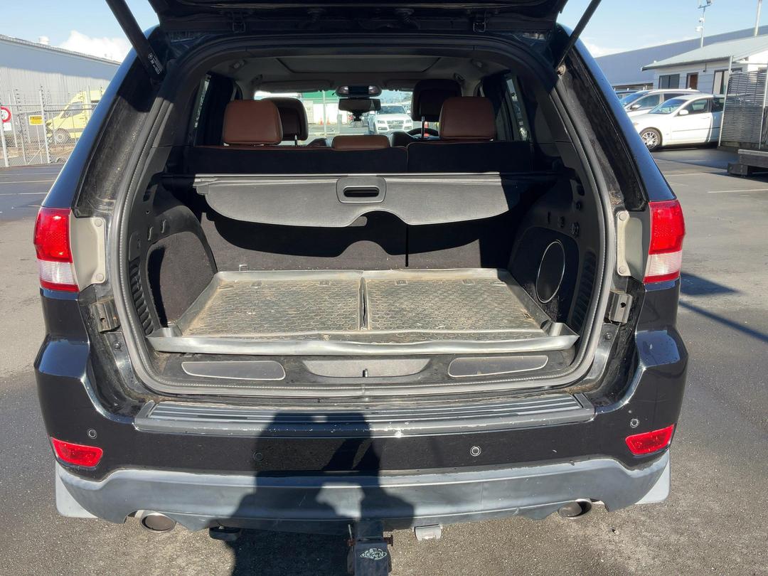 Photo '15' of Chrysler Jeep Grand Cherokee