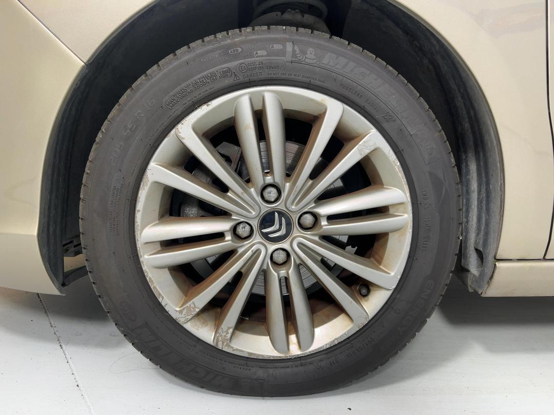 Photo '10' of Citroen C4