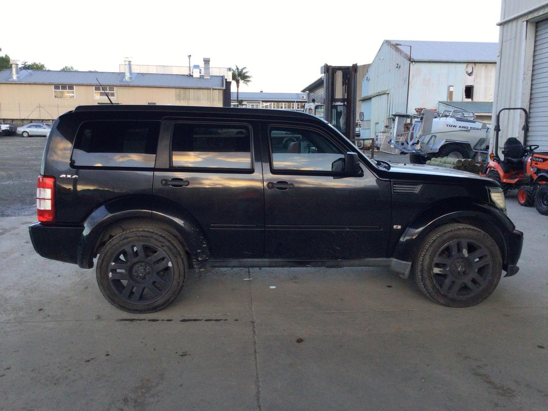 Photo '8' of Dodge Nitro SE Photo '8' of Dodge Nitro SE