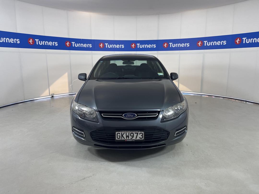 Photo '2' of Ford Falcon