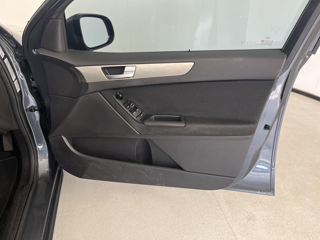 Photo '15' of Ford Falcon