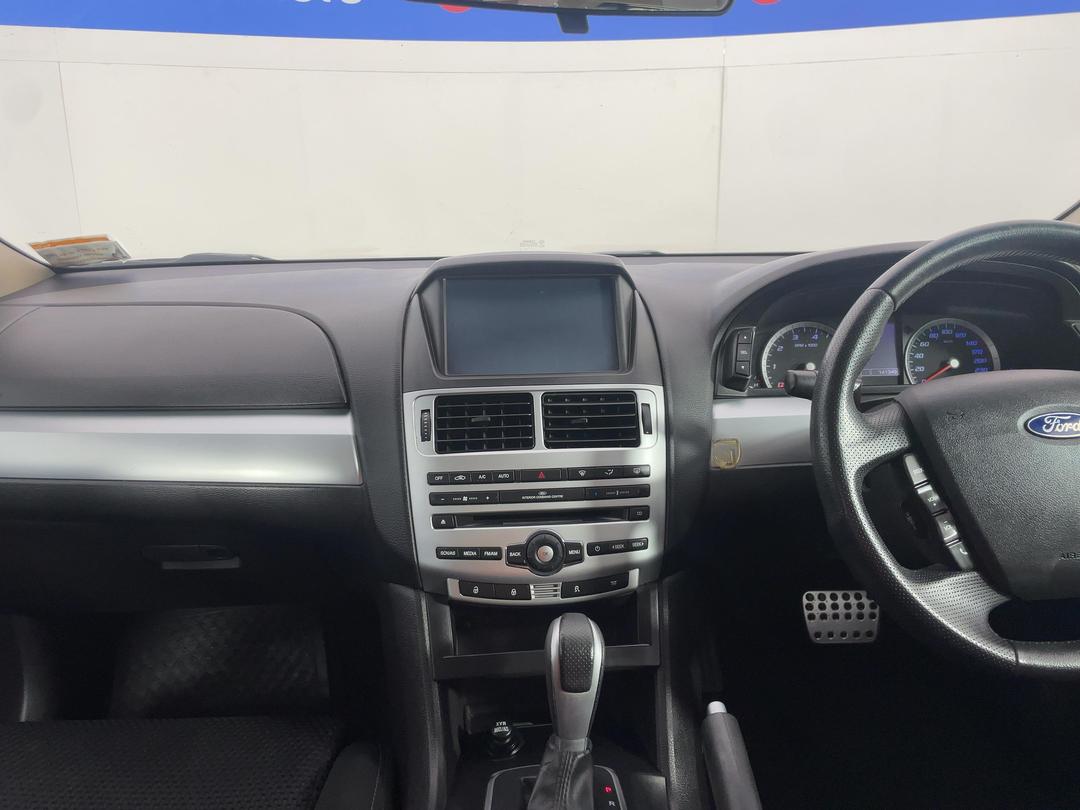 Photo '17' of Ford Falcon