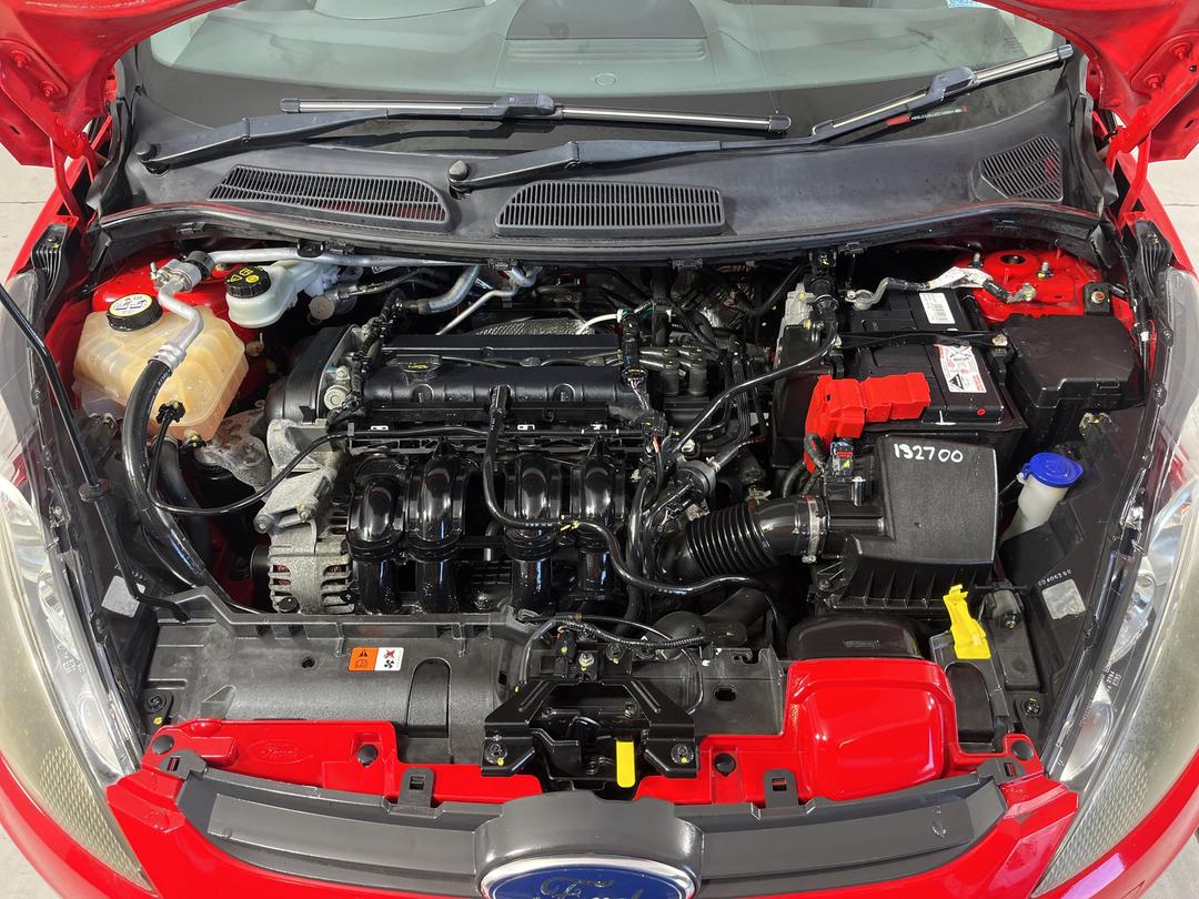 Photo '13' of Ford Fiesta