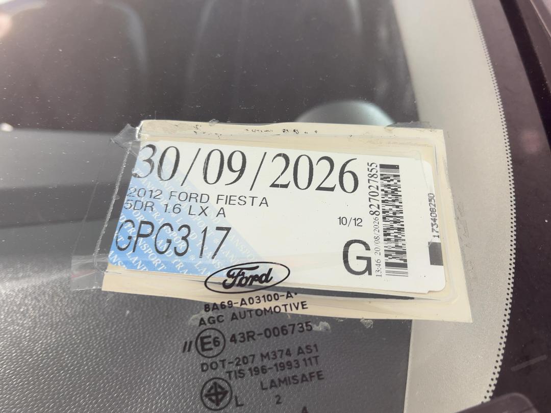 Photo '17' of Ford Fiesta