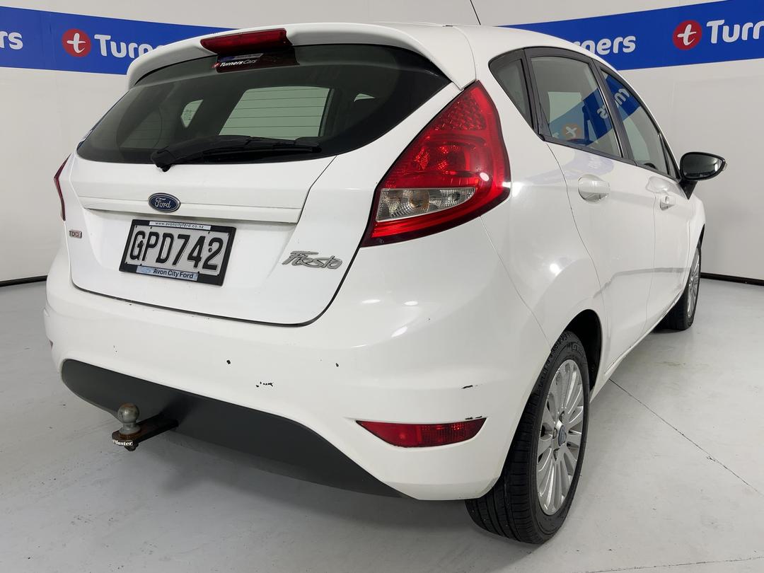 Photo '7' of Ford Fiesta