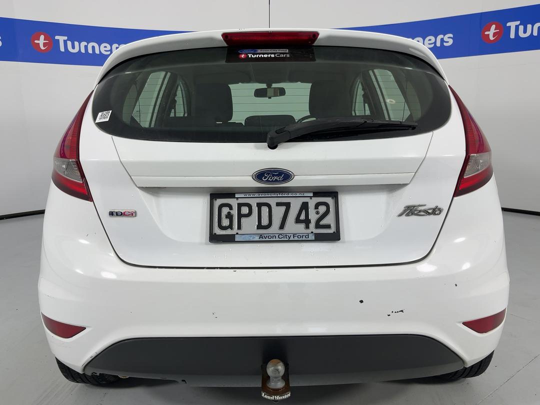 Photo '6' of Ford Fiesta
