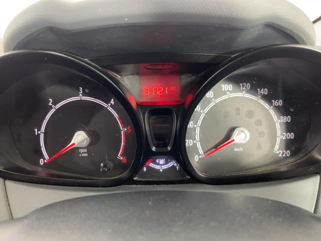 Photo '21' of Ford Fiesta