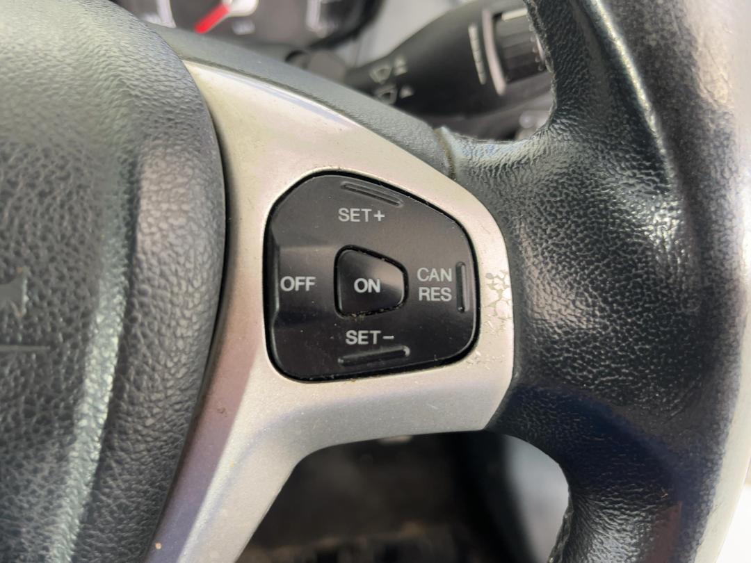 Photo '23' of Ford Fiesta