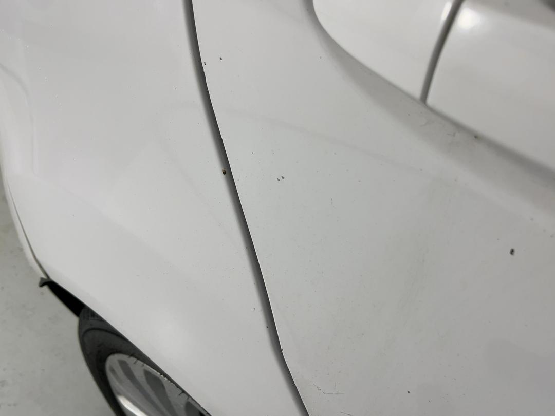 Photo '32' of Ford Fiesta