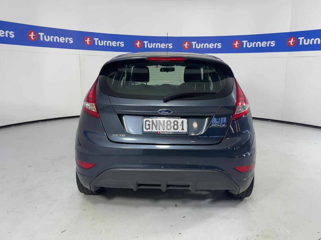 Photo '5' of Ford Fiesta Zetec Photo '5' of Ford Fiesta Zetec