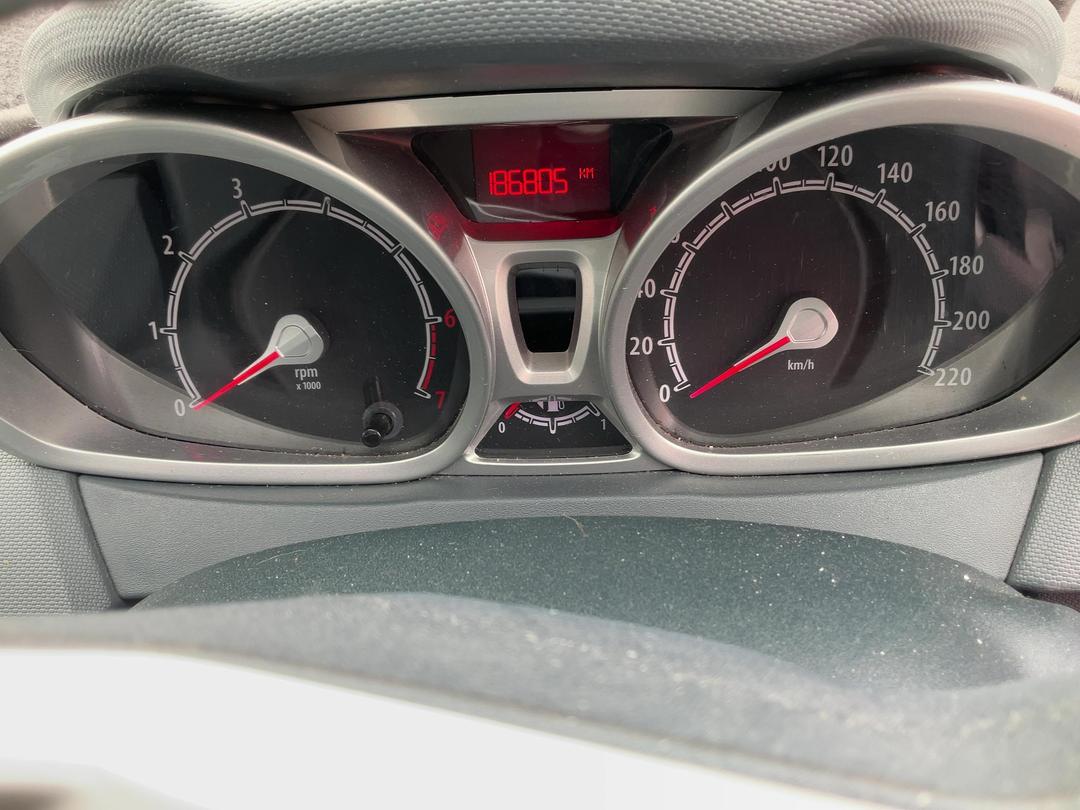 Photo '13' of Ford Fiesta Zetec Photo '13' of Ford Fiesta Zetec