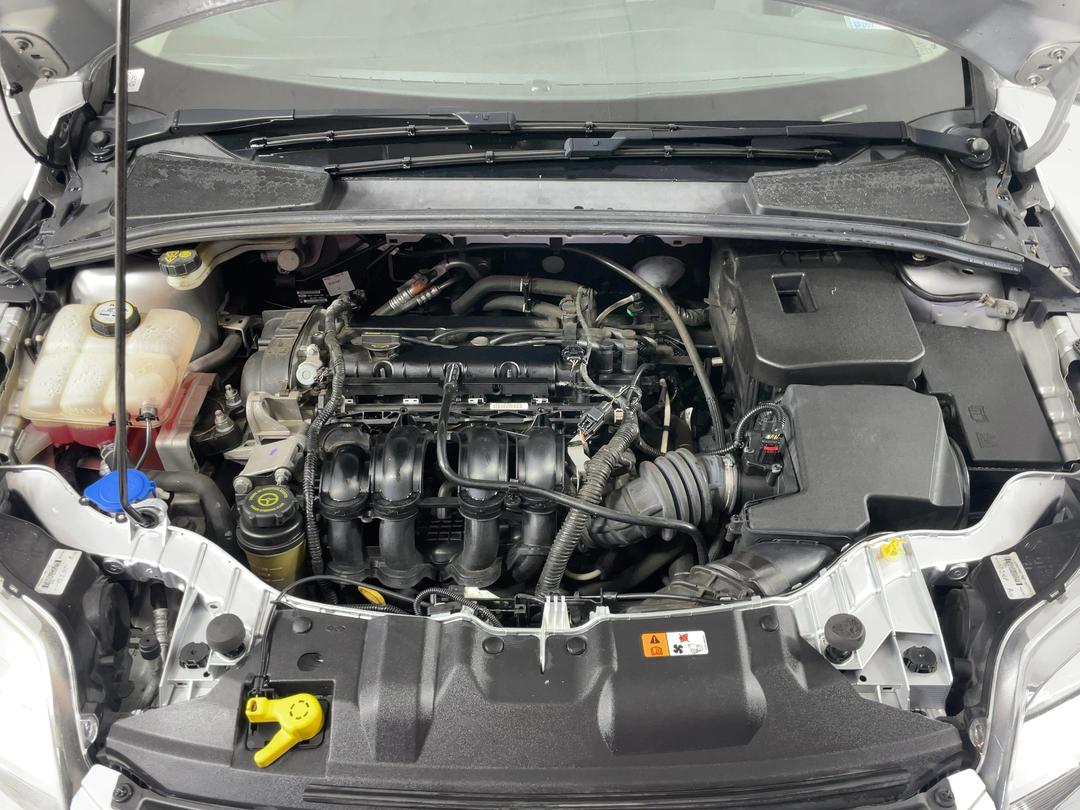 Photo '13' of Ford Focus