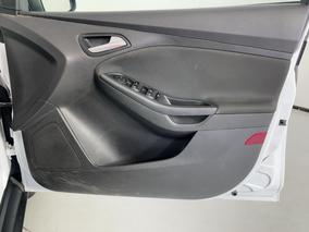 Photo '15' of Ford Focus