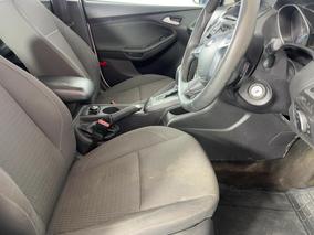 Photo '16' of Ford Focus
