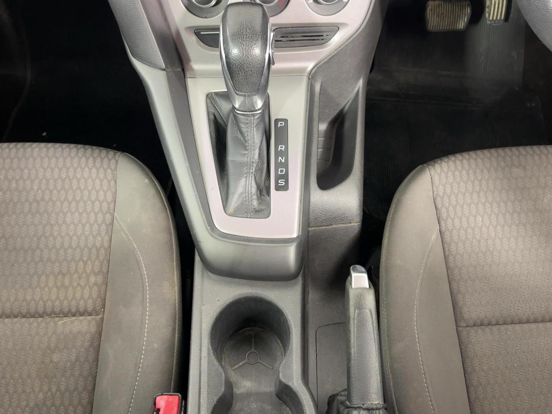 Photo '18' of Ford Focus