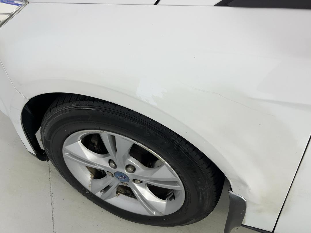 Photo '31' of Ford Focus