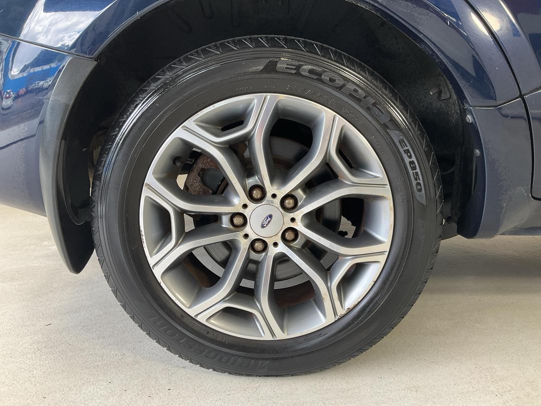 Photo '10' of Ford Territory Titanium