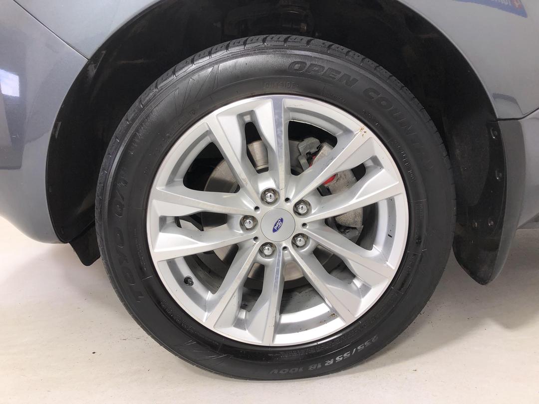 Photo '10' of Ford Territory