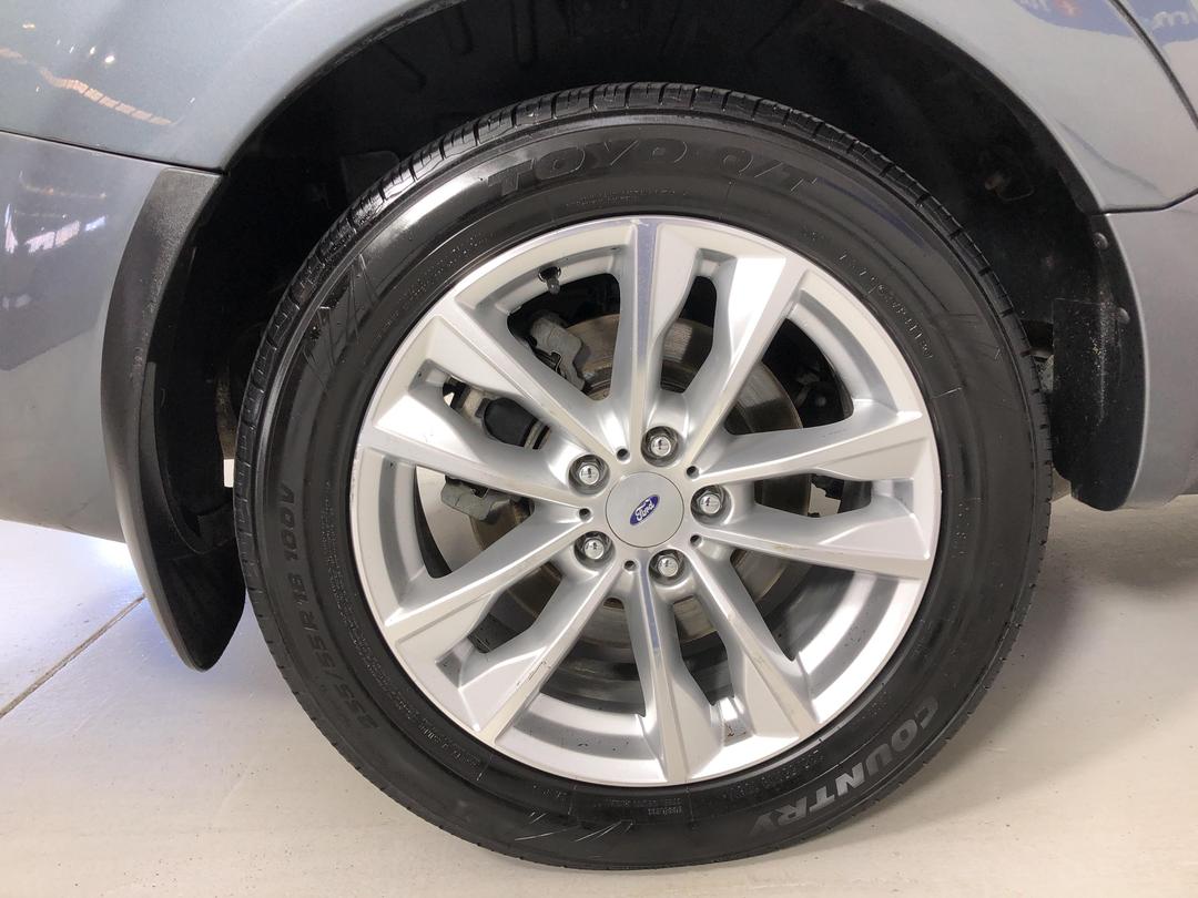 Photo '12' of Ford Territory