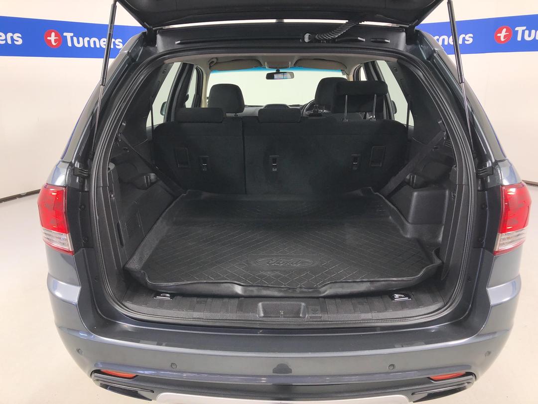 Photo '14' of Ford Territory