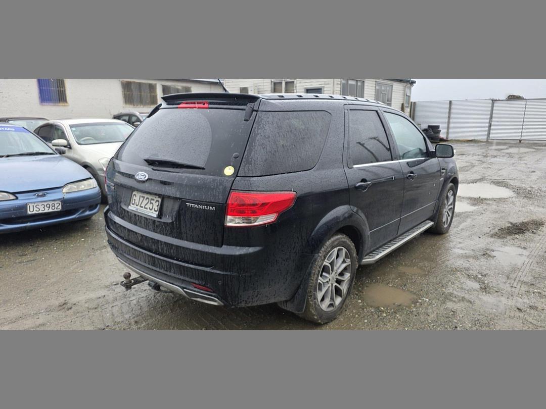 Photo '13' of Ford Territory Titanium