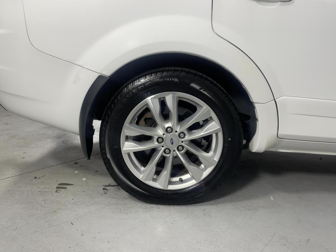 Photo '12' of Ford Territory