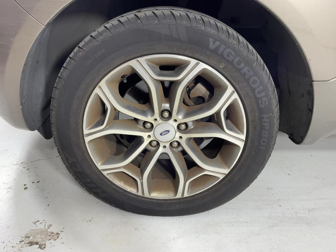 Photo '10' of Ford Territory