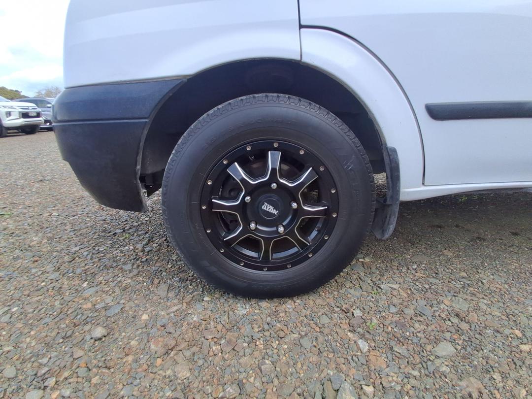 Photo '10' of Ford Transit
