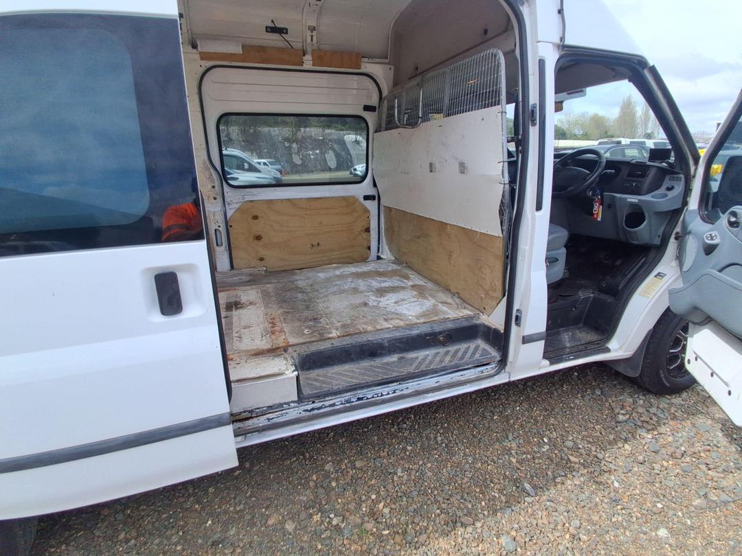 Photo '19' of Ford Transit