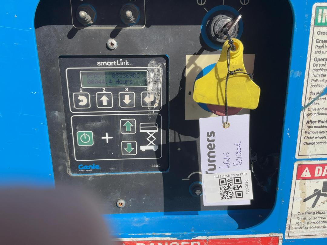 Photo '19' of Genie GS-3369DC Scissor Lift