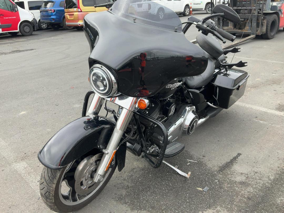 Photo '3' of Harley Davidson Touring Street Glide Photo '3' of Harley Davidson Touring Street Glide