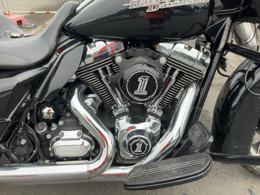Photo '9' of Harley Davidson Touring Street Glide Photo '9' of Harley Davidson Touring Street Glide
