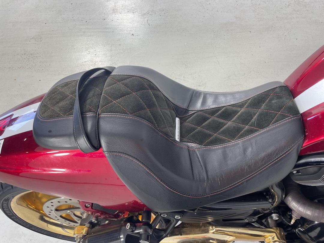 Photo '18' of Harley Davidson Vrscdx