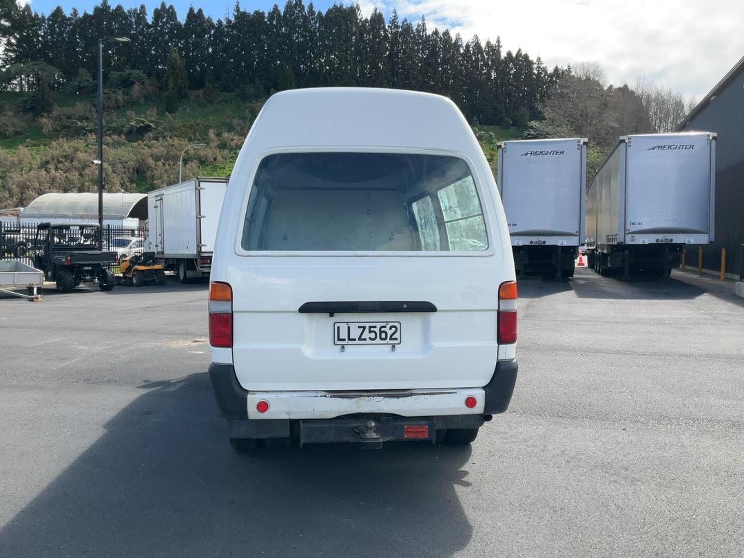 Photo '5' of Hino Dutro VAN Van