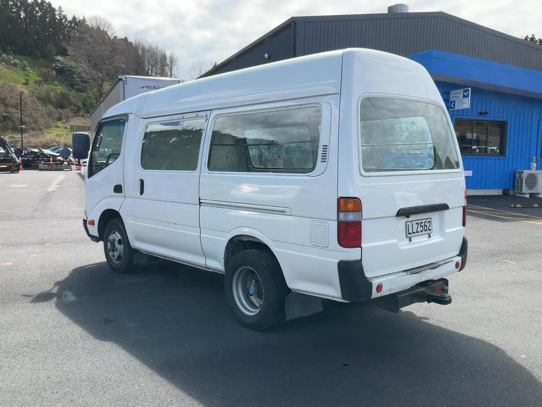 Photo '6' of Hino Dutro VAN Van