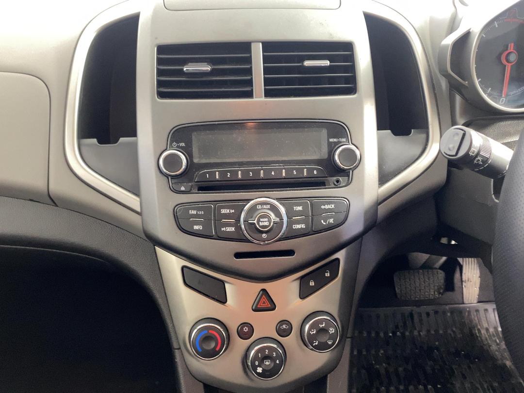 Photo '18' of Holden Barina