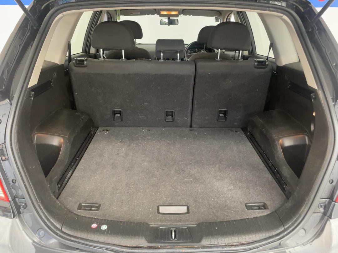 Photo '14' of Holden Captiva 5