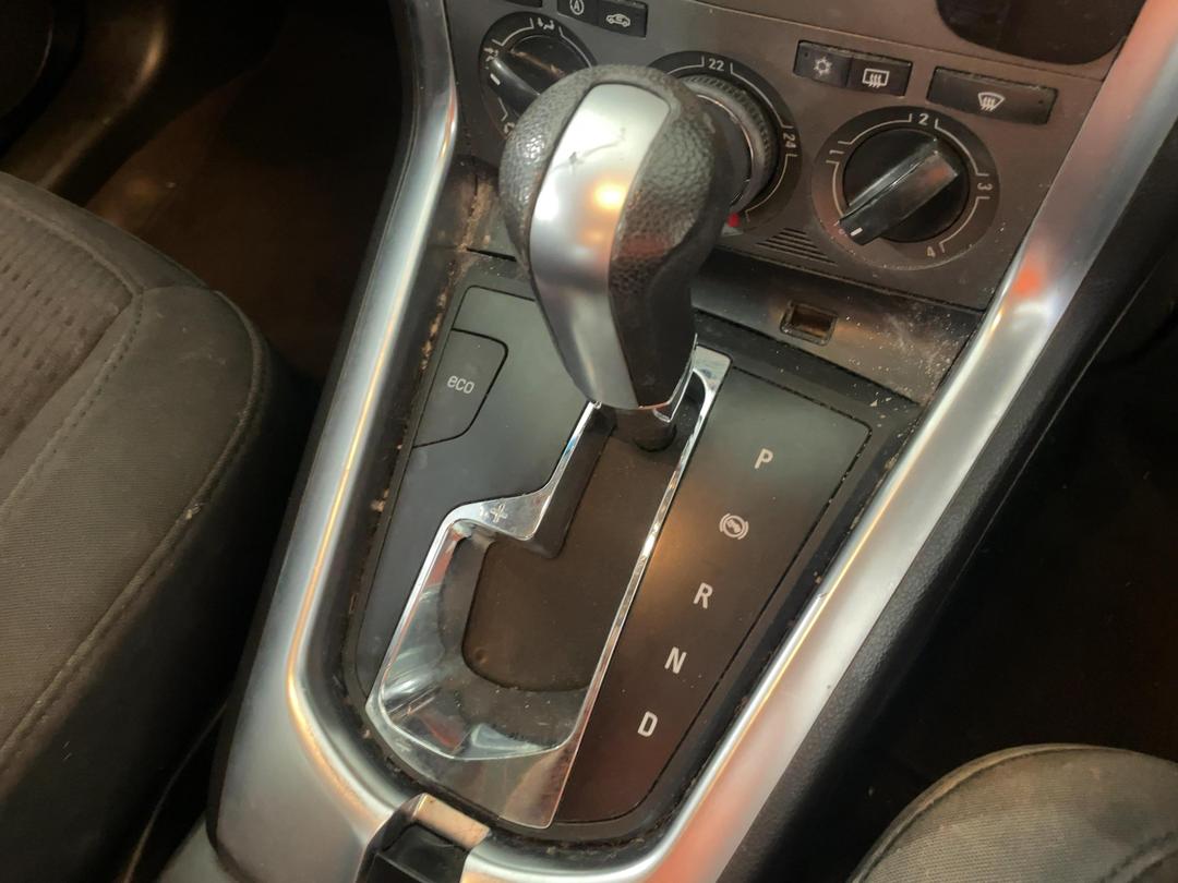 Photo '32' of Holden Captiva 5