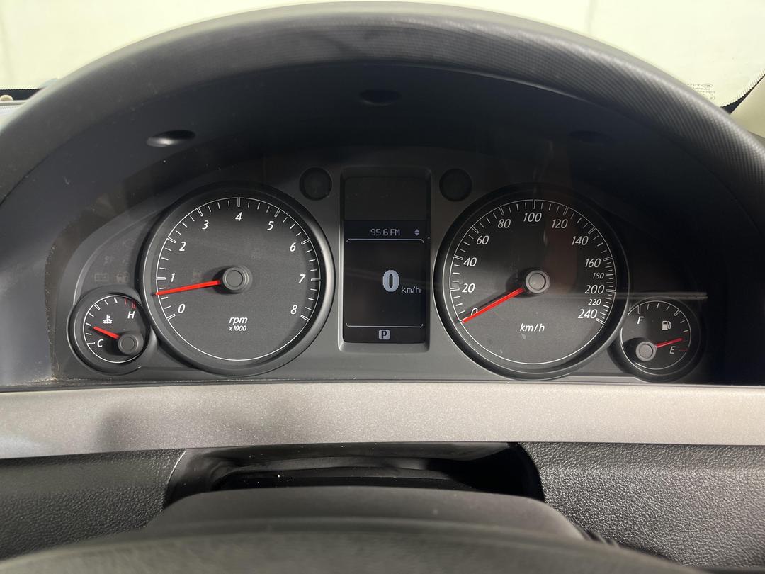 Photo '21' of Holden Commodore