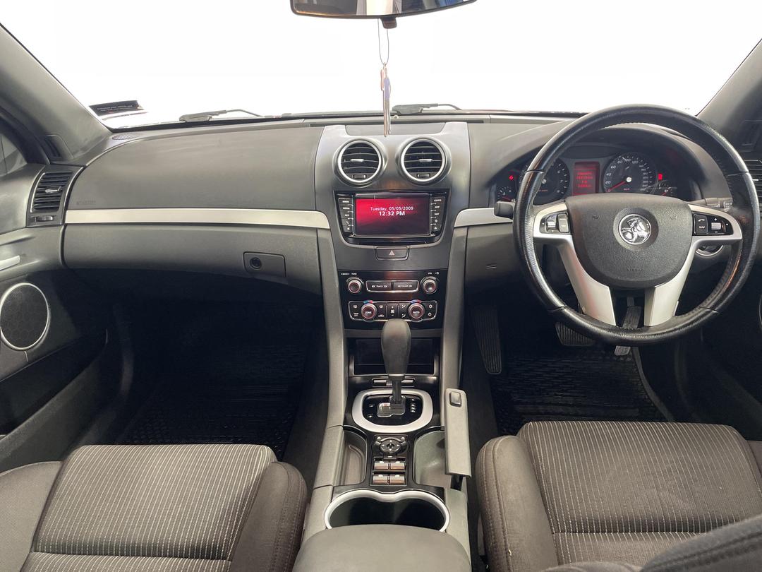 Photo '17' of Holden Commodore