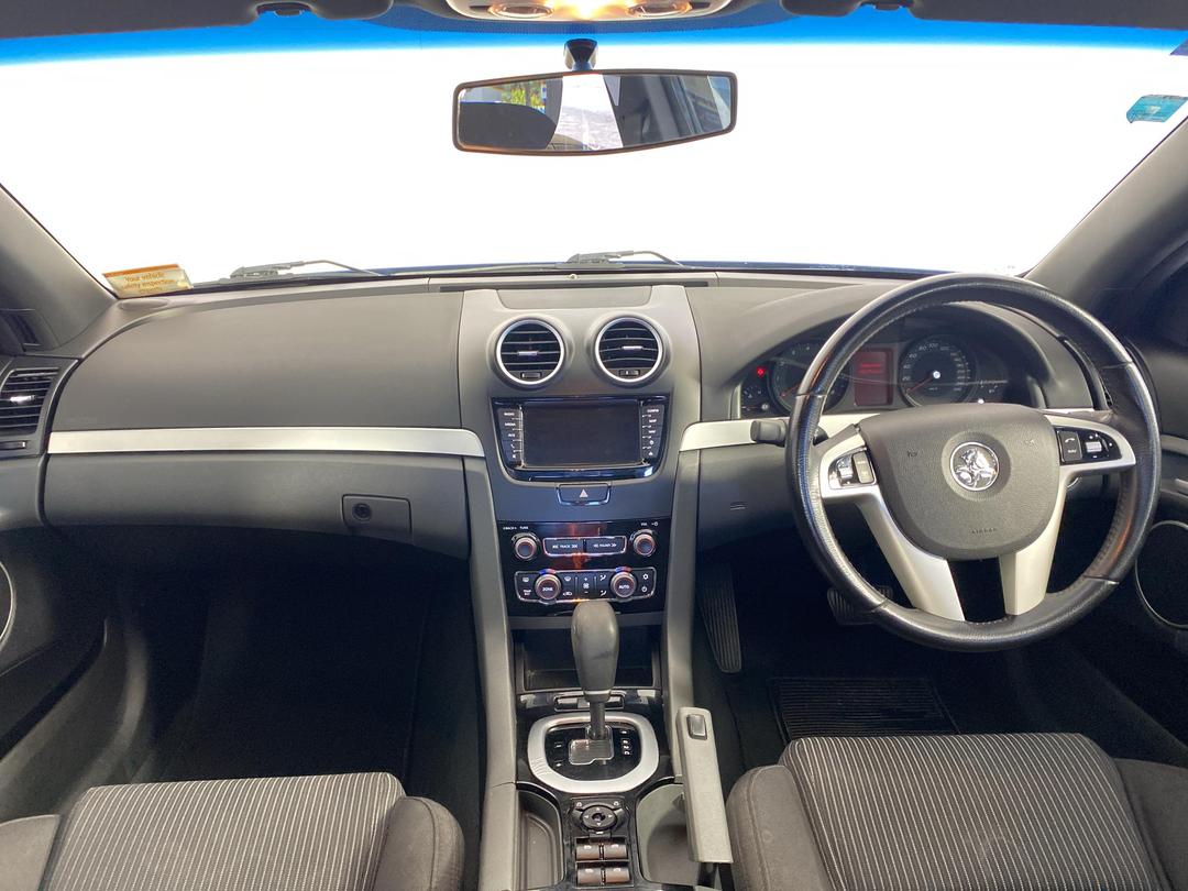 Photo '17' of Holden Commodore