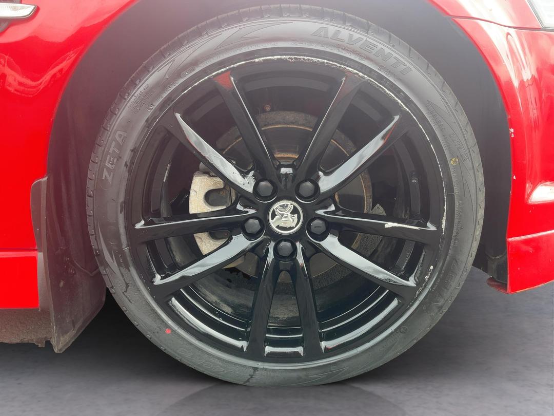 Photo '9' of Holden Commodore