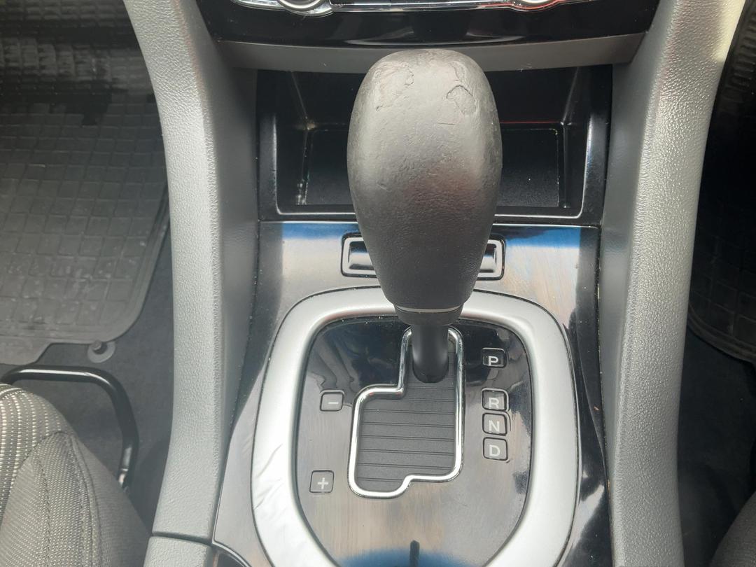 Photo '31' of Holden Commodore