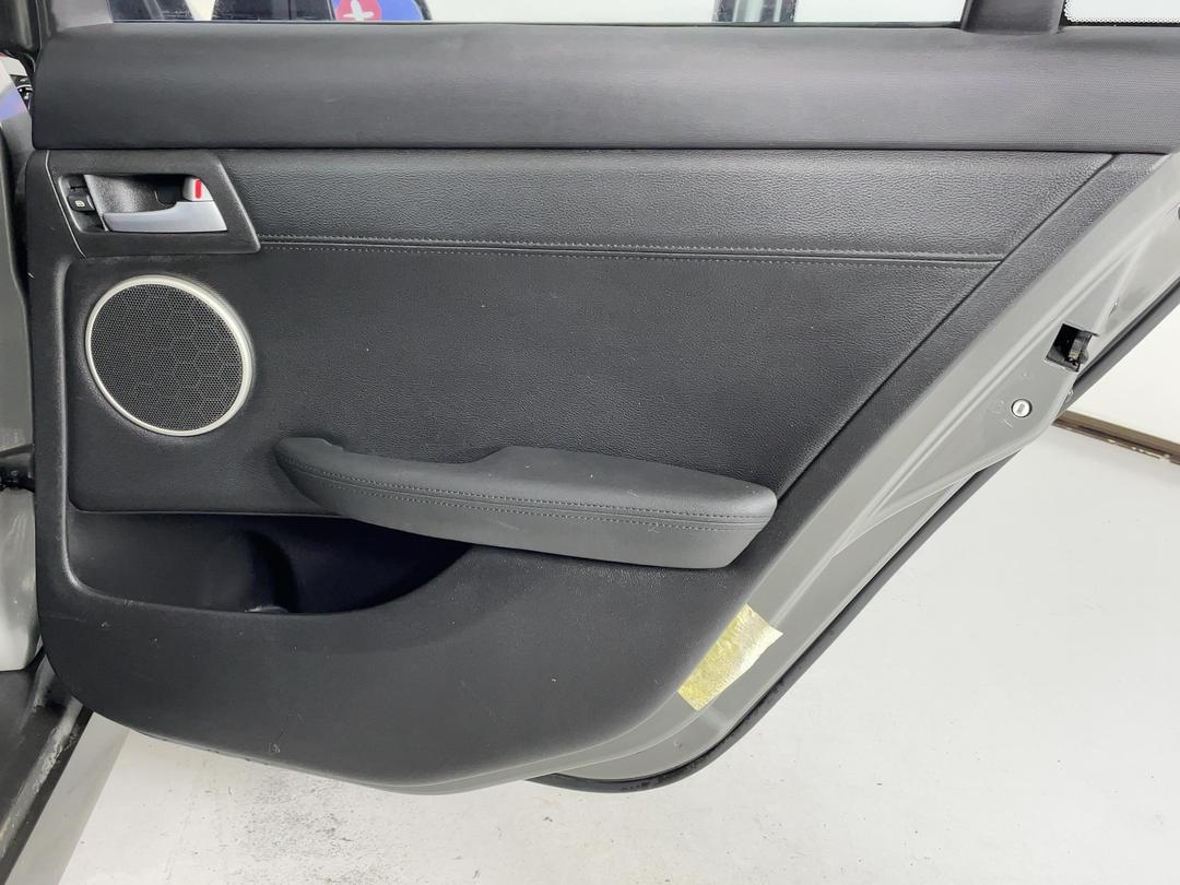 Photo '19' of Holden Commodore