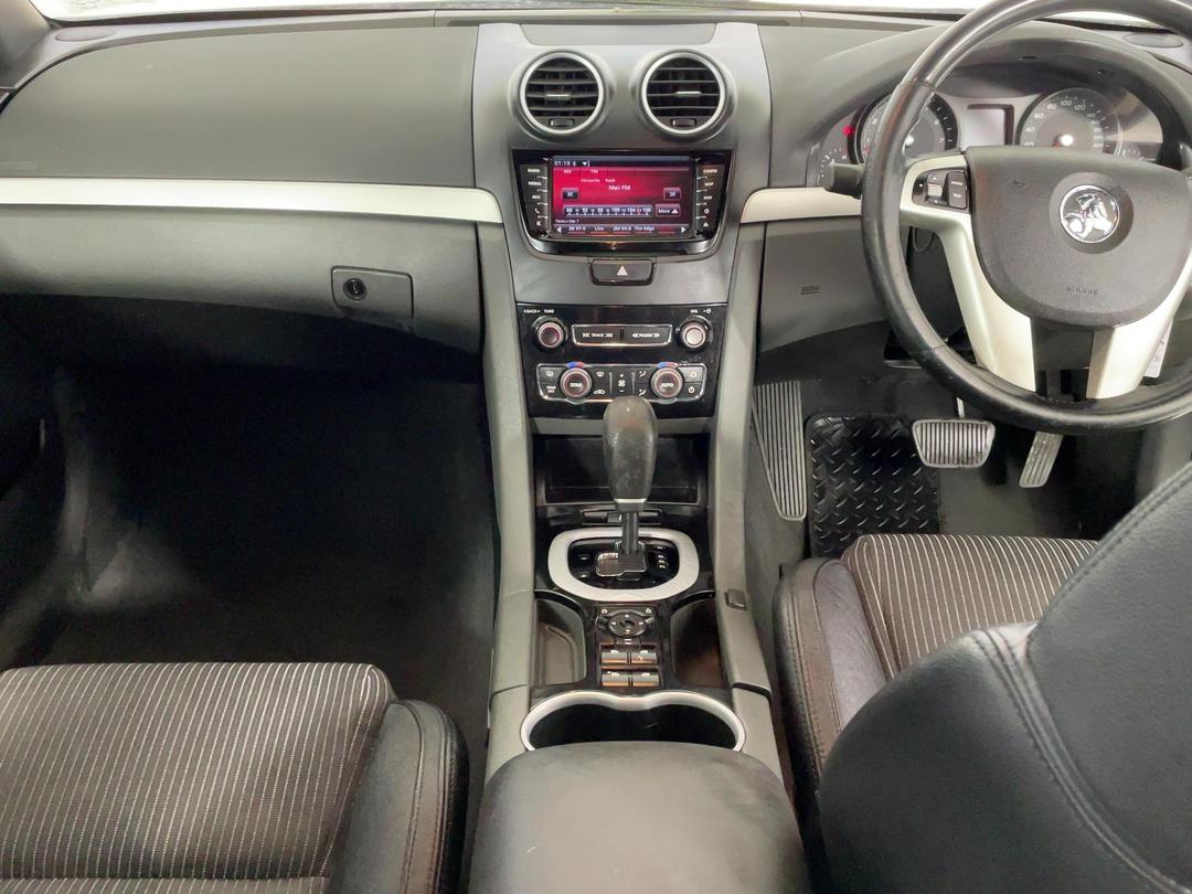 Photo '17' of Holden Commodore