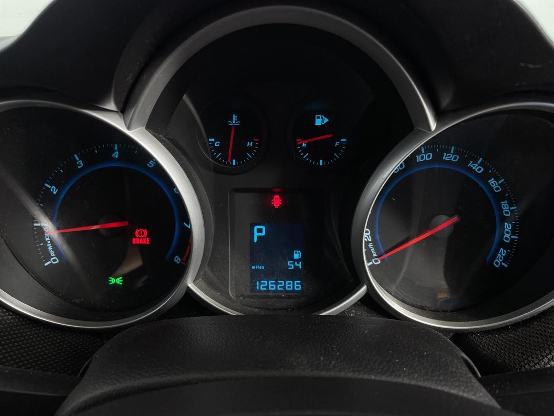 Photo '15' of Holden Cruze