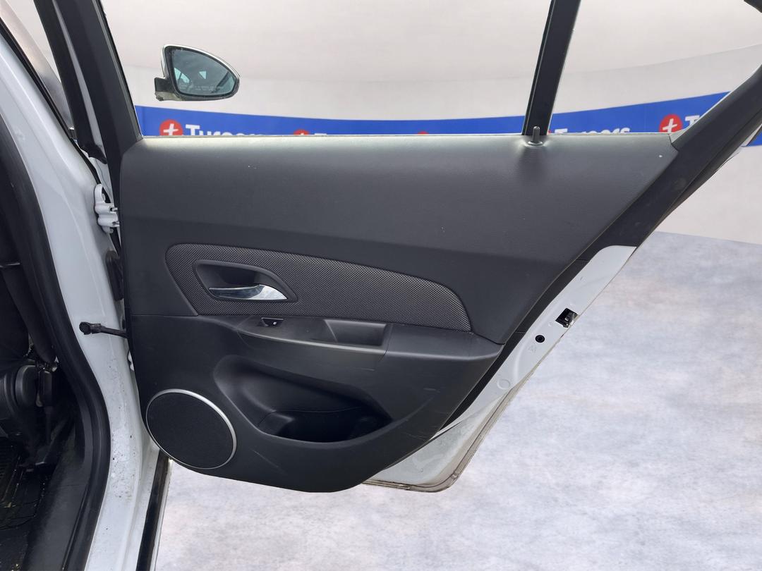 Photo '17' of Holden Cruze CD