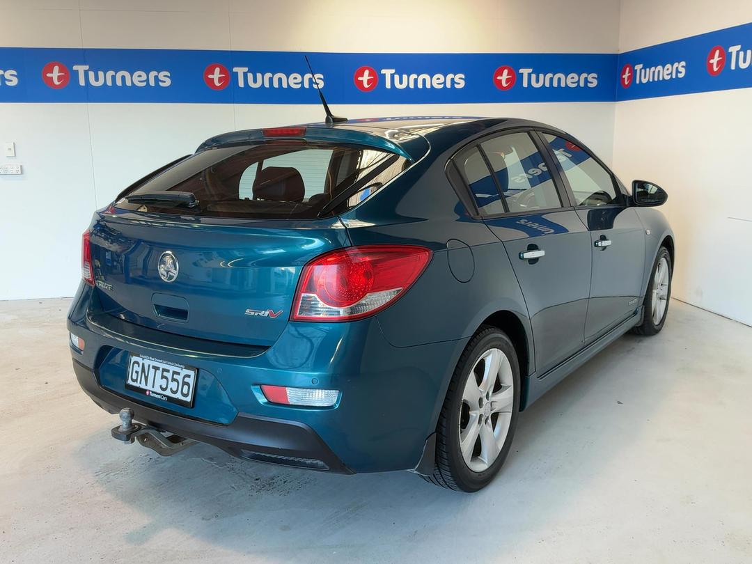 Photo '7' of Holden Cruze