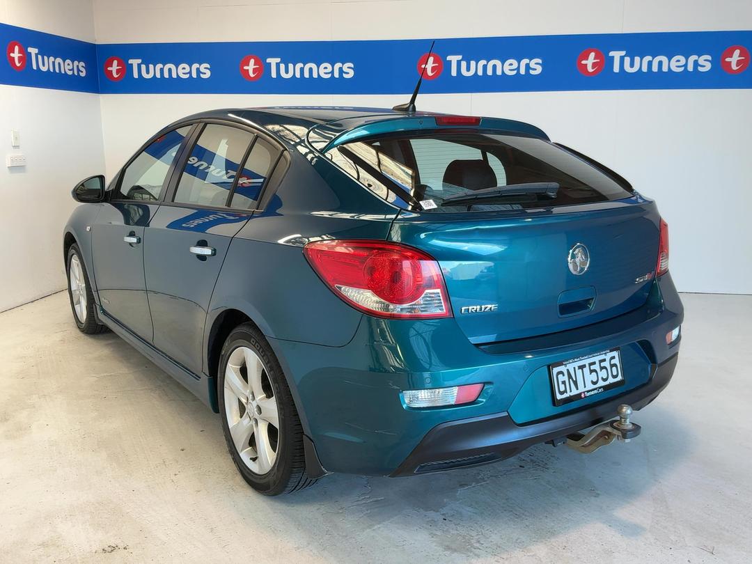 Photo '5' of Holden Cruze
