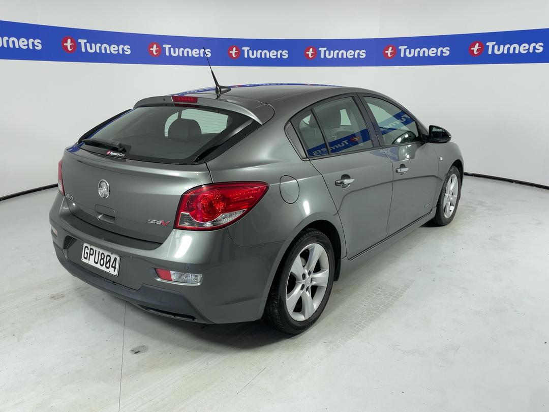 Photo '7' of Holden Cruze
